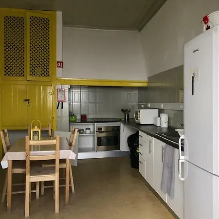 Faro Lounge Hostel